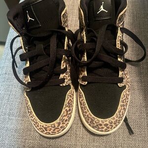 Jordan Kids Sneakers - Black and Brown